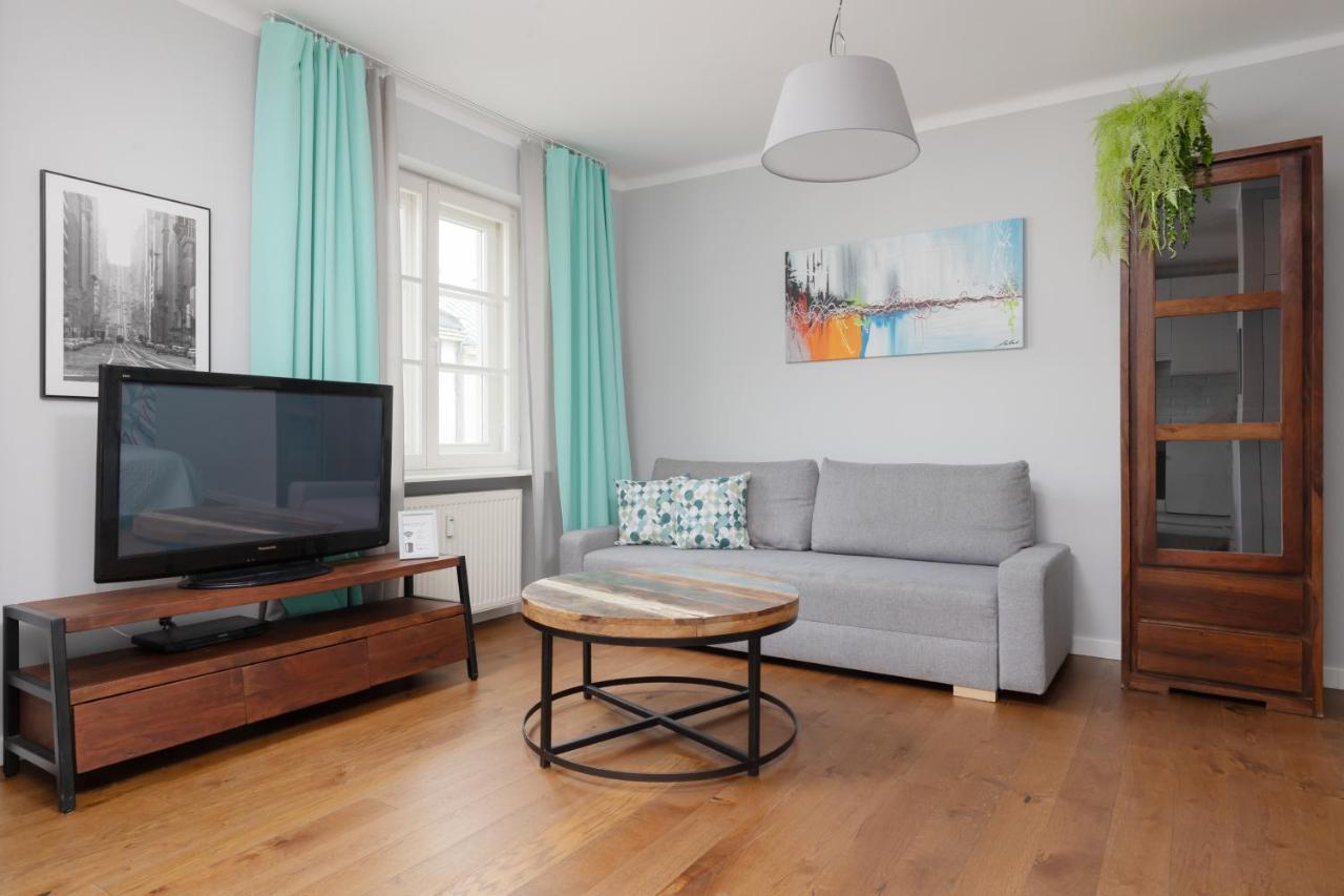 City Center Aparthotel Chmielna By Noclegi Renters Varsovia Exterior foto