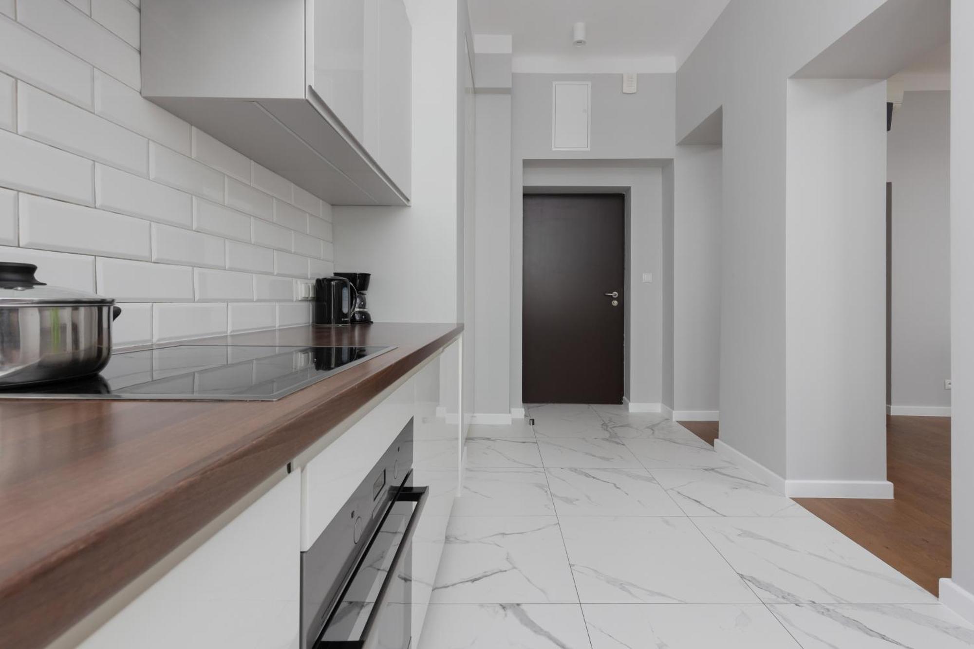 City Center Aparthotel Chmielna By Noclegi Renters Varsovia Exterior foto